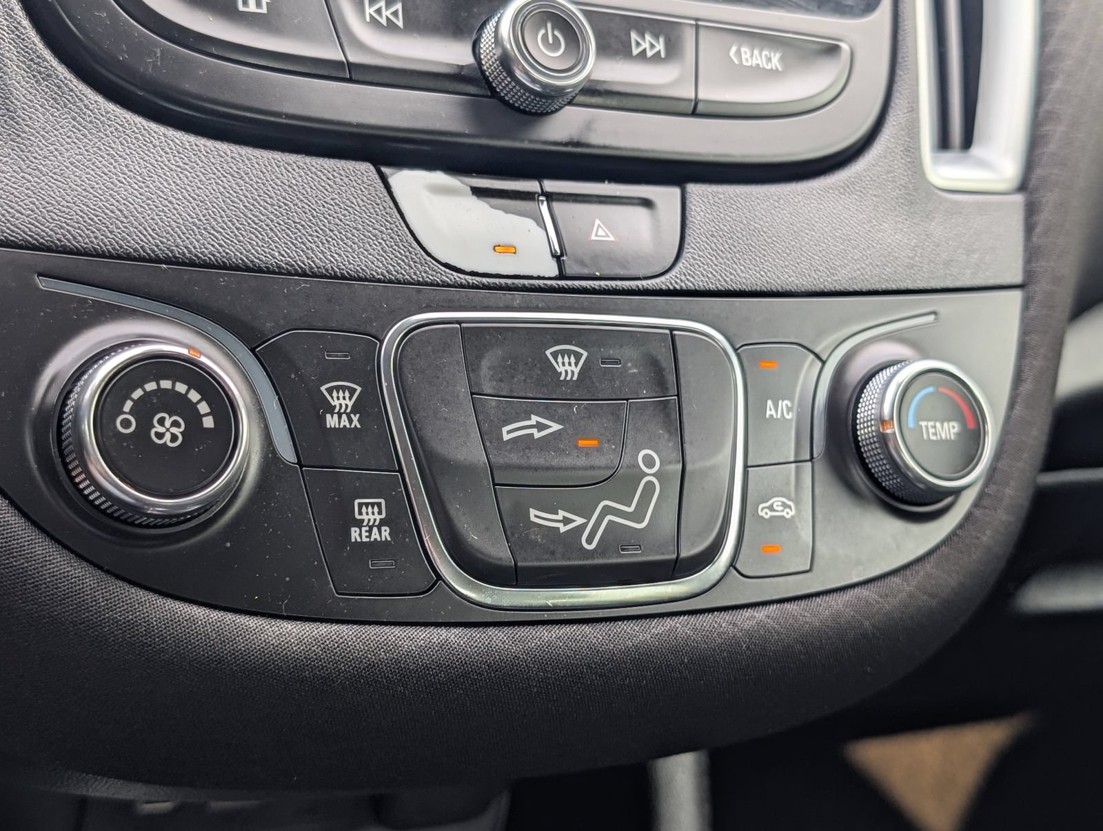 Used 2021 Chevrolet Malibu RS FWD image 25