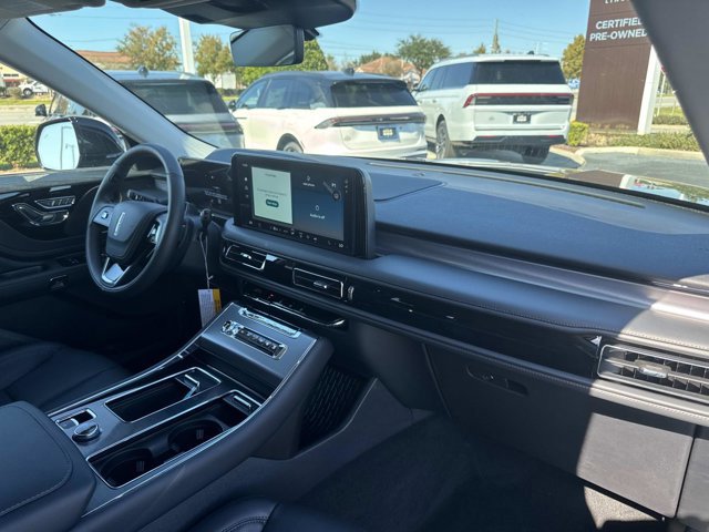 New 2026 Lincoln Aviator 2WD image 18