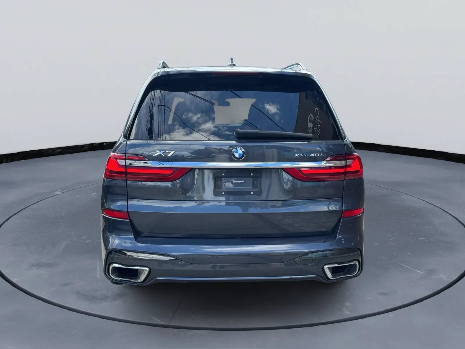 Used 2021 BMW X7 xDrive40i w/ M Sport Package AWD/4WD image 5