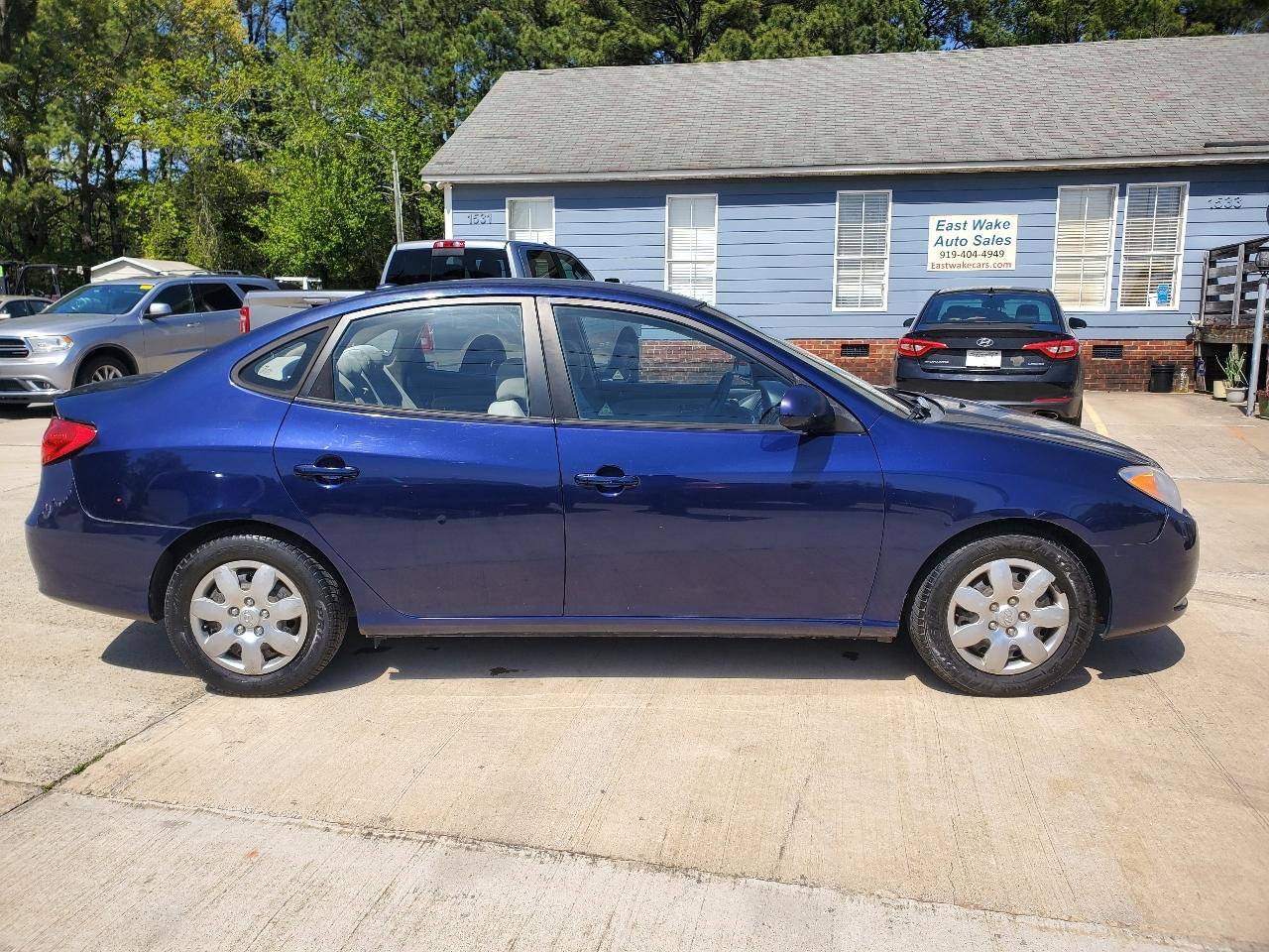 Used 2009 Hyundai Elantra GLS w/ Popular Equipment Pkg 2 image 4