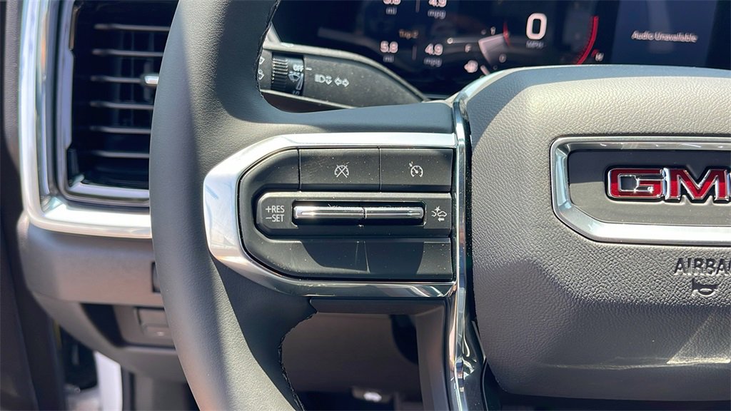 New 2025 GMC Canyon Elevation w/ Convenience Package image 24