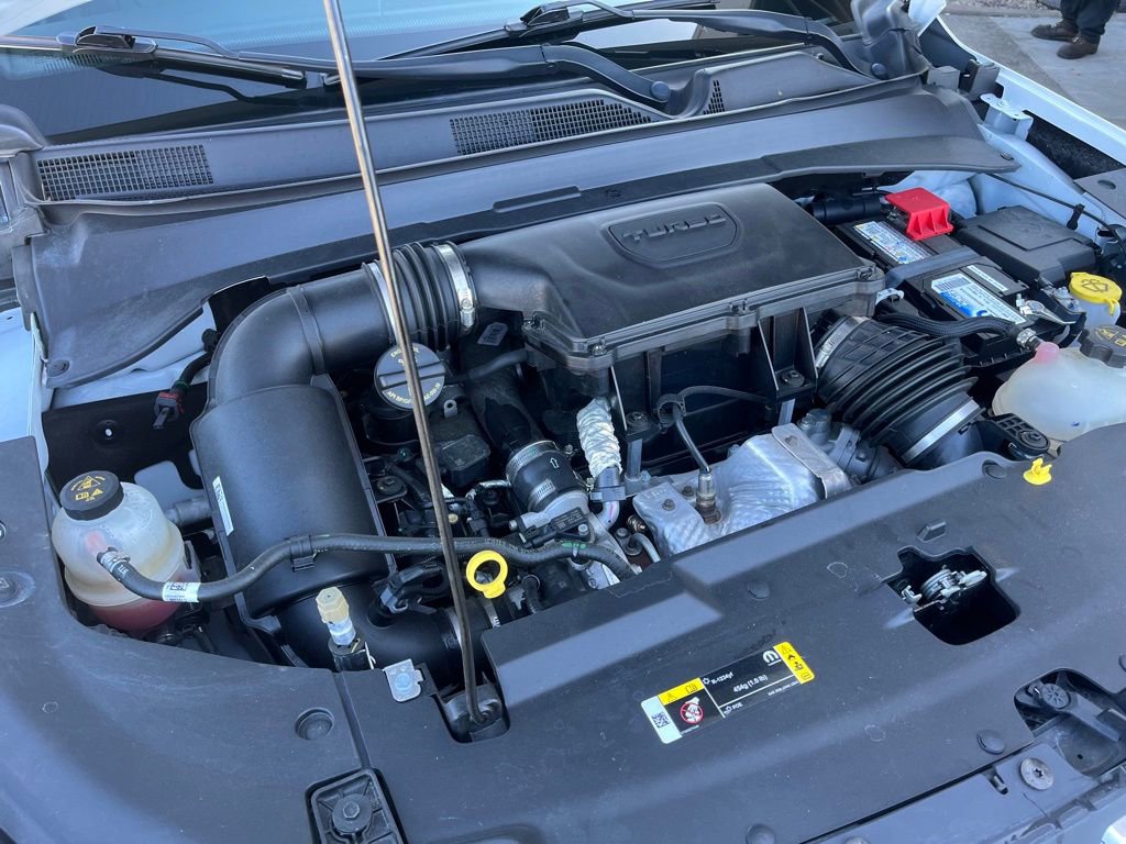 Used 2023 Jeep Compass Latitude image 9