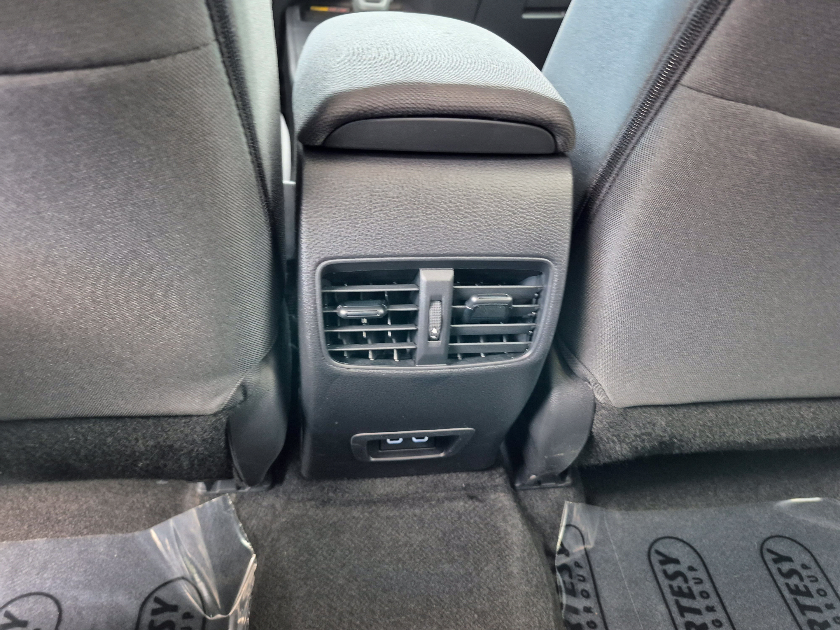 Used 2026 Toyota Corolla Cross LE FWD image 16