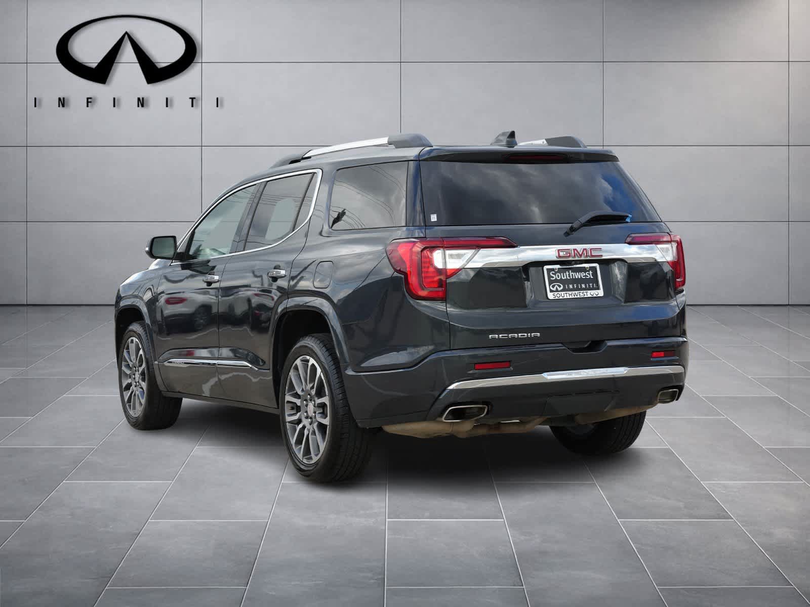 Used 2022 GMC Acadia Denali w/ Denali Ultimate Package FWD image 5