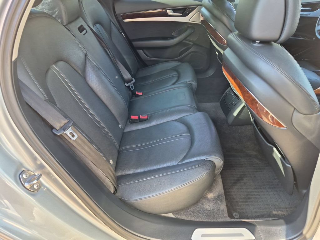 Used 2013 Audi A8 3.0T AWD/4WD image 18