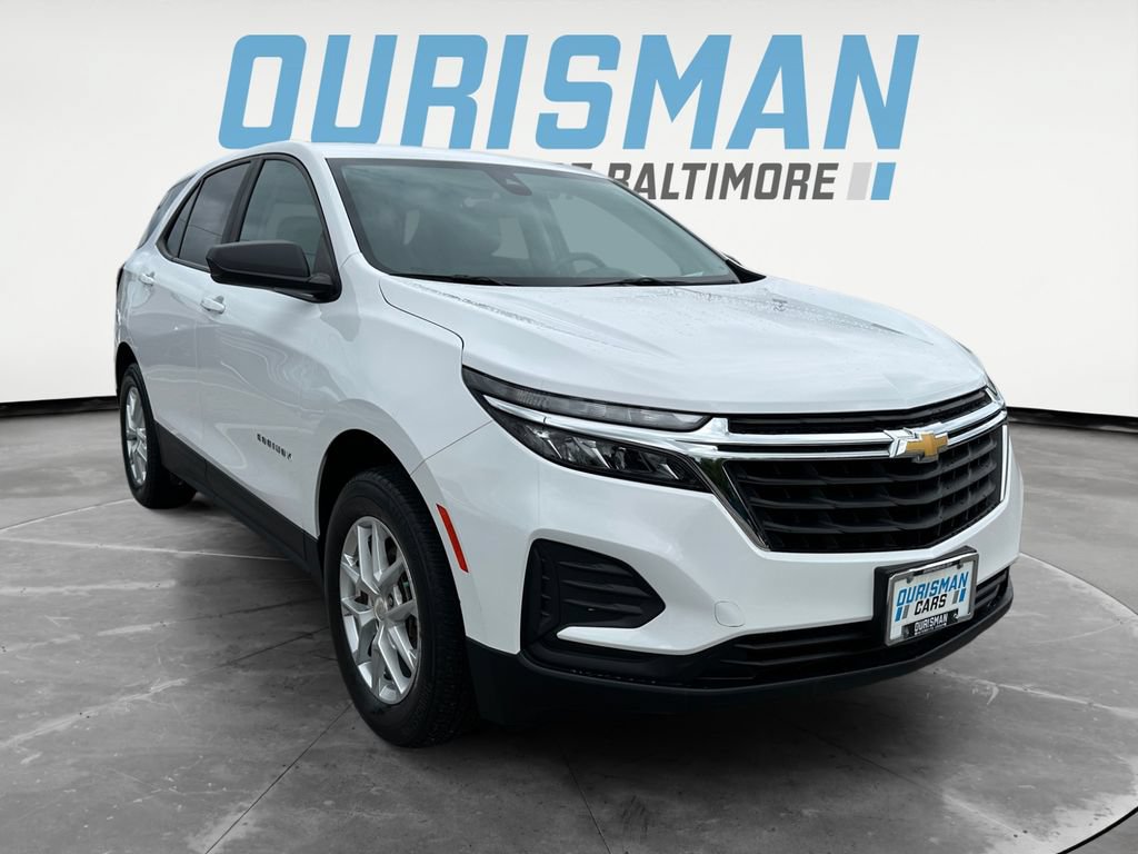 Used 2024 Chevrolet Equinox LS w/ LS Convenience Package AWD/4WD image 1