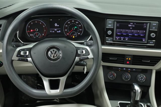 Used 2019 Volkswagen Jetta S image 12