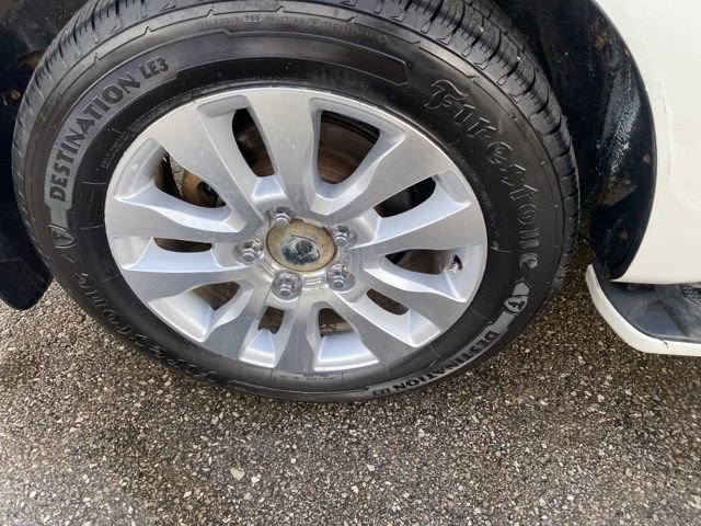 Used 2010 Toyota Sequoia Platinum image 30