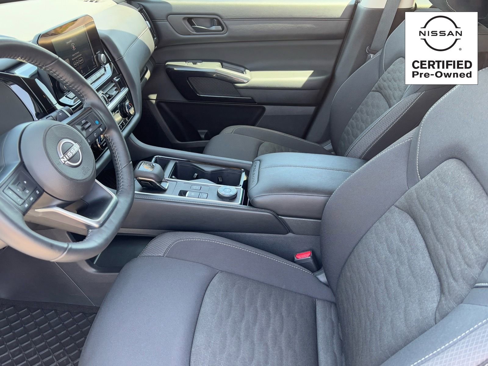 Certified 2025 Nissan Pathfinder SV AWD/4WD image 17
