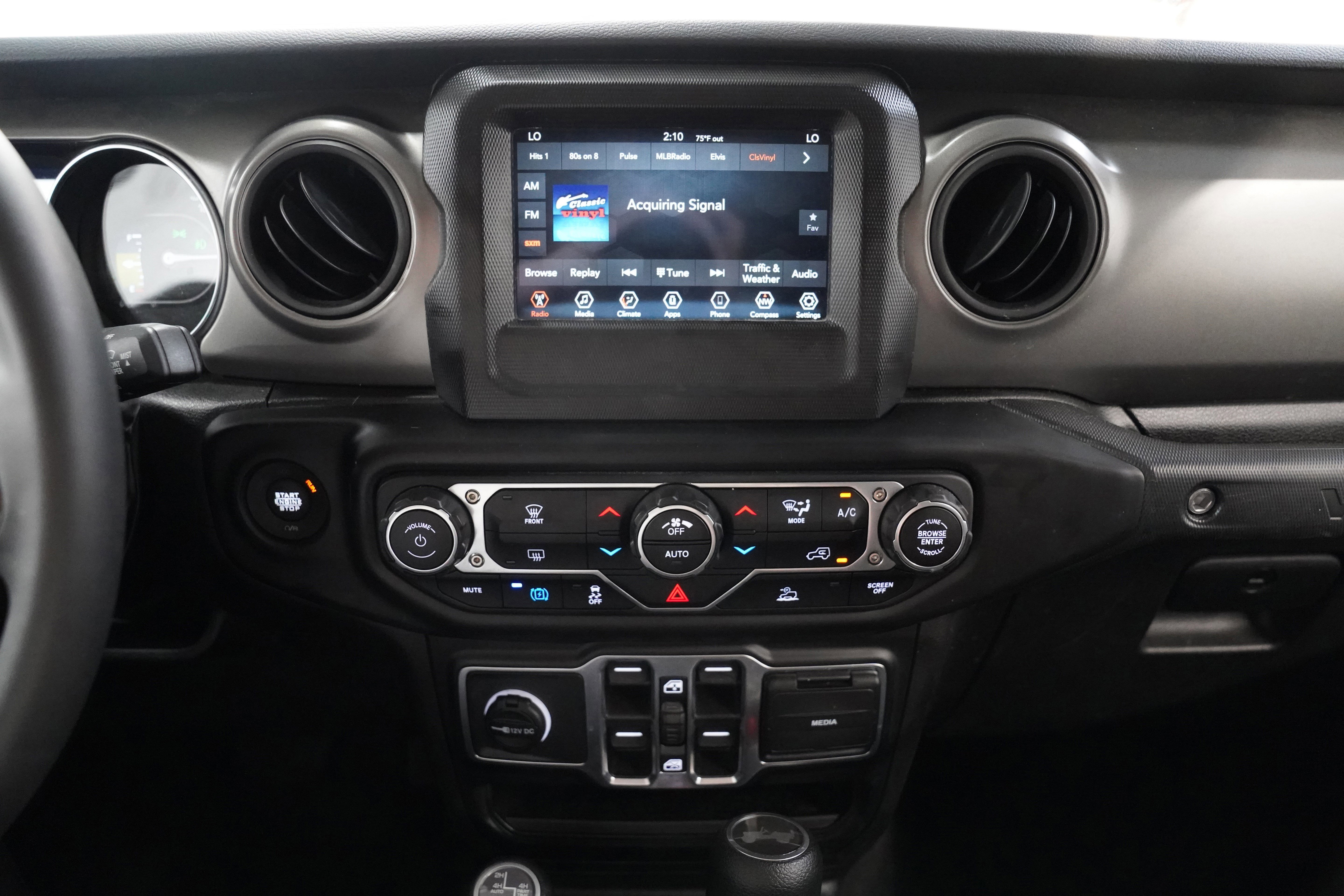 Used 2023 Jeep Wrangler Unlimited AWD/4WD image 22