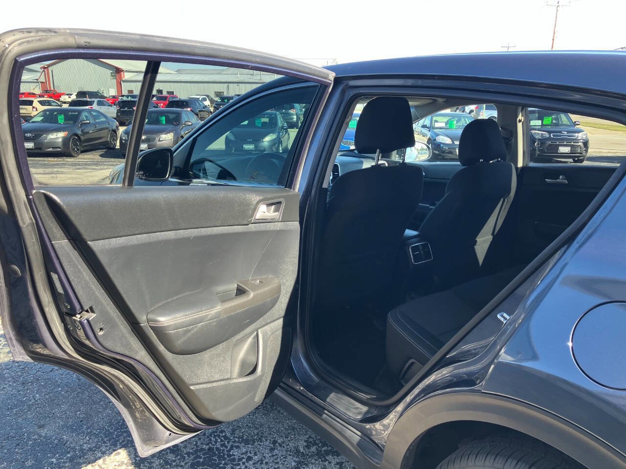 Used 2018 Kia Sportage LX image 11