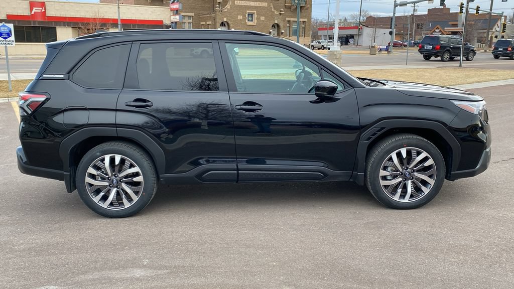 Used 2026 Subaru Forester Touring AWD/4WD image 4