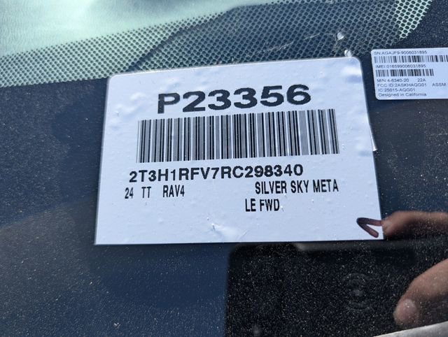 Used 2024 Toyota RAV4 LE image 33