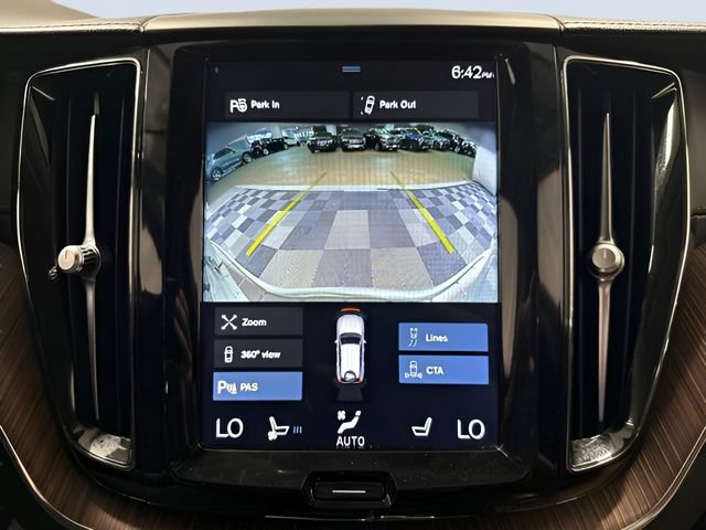 Used 2019 Volvo XC60 T6 Inscription w/ Protection Package Premier AWD/4WD image 23