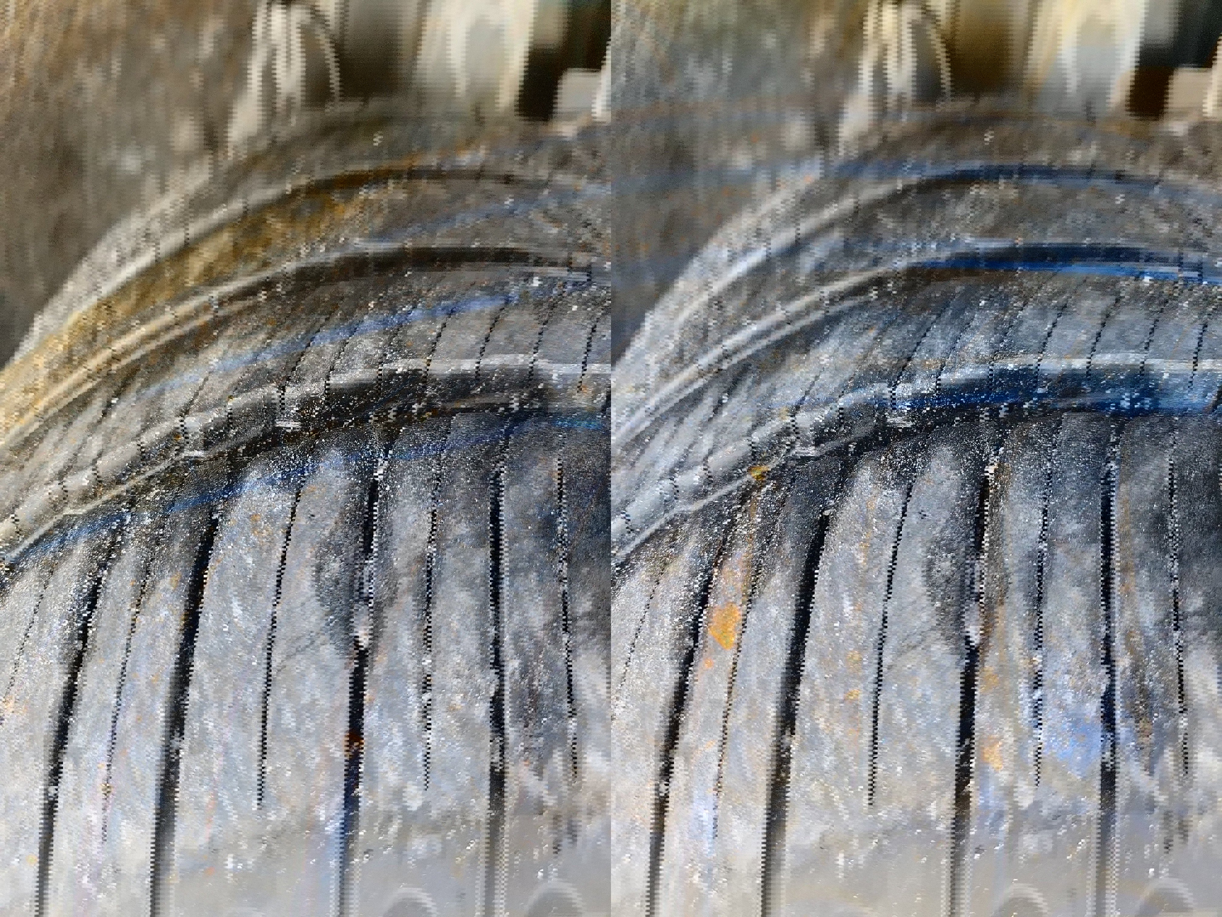 Used 2022 Volvo XC60 T8 R-Design w/ Advanced Package image 12