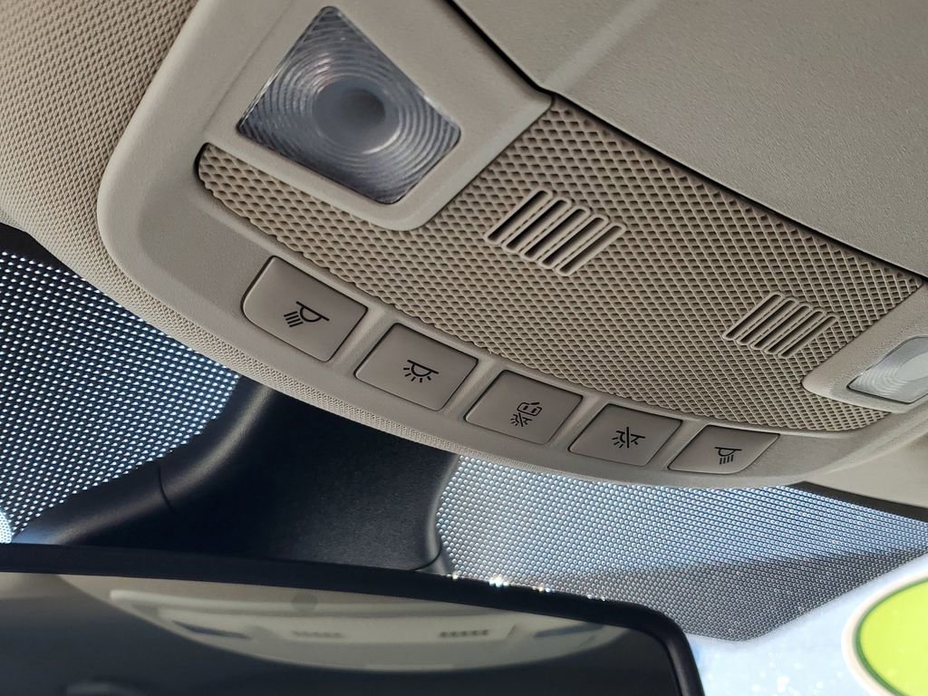 Used 2024 Ford Edge SEL image 23