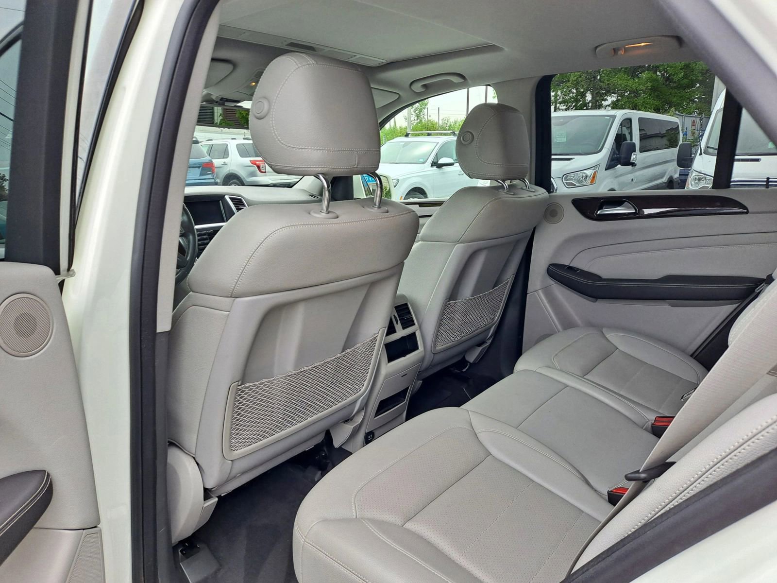 Used 2013 Mercedes-Benz ML 350 BlueTEC 4MATIC image 9