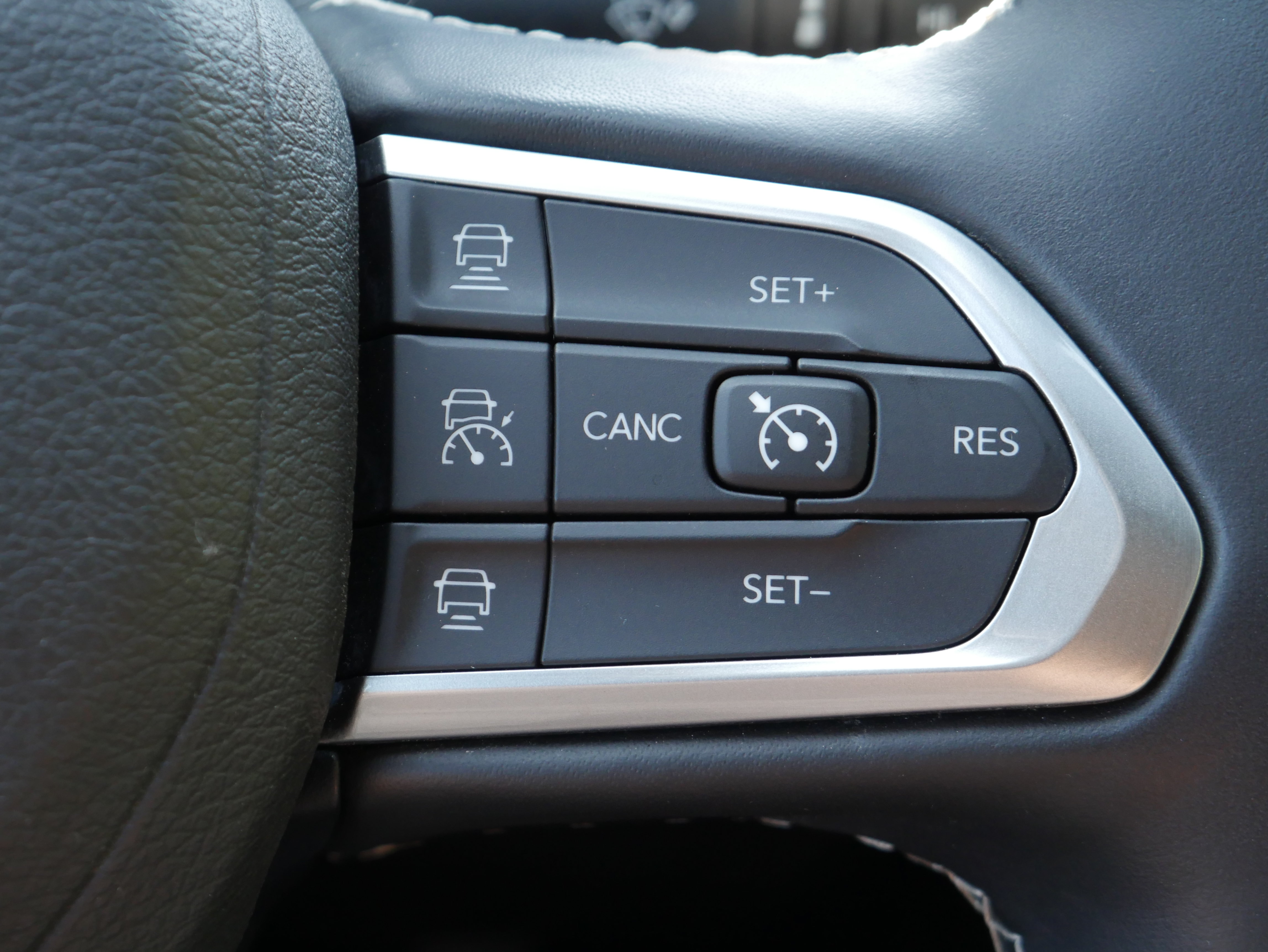 Used 2022 Jeep Compass High Altitude AWD/4WD image 29