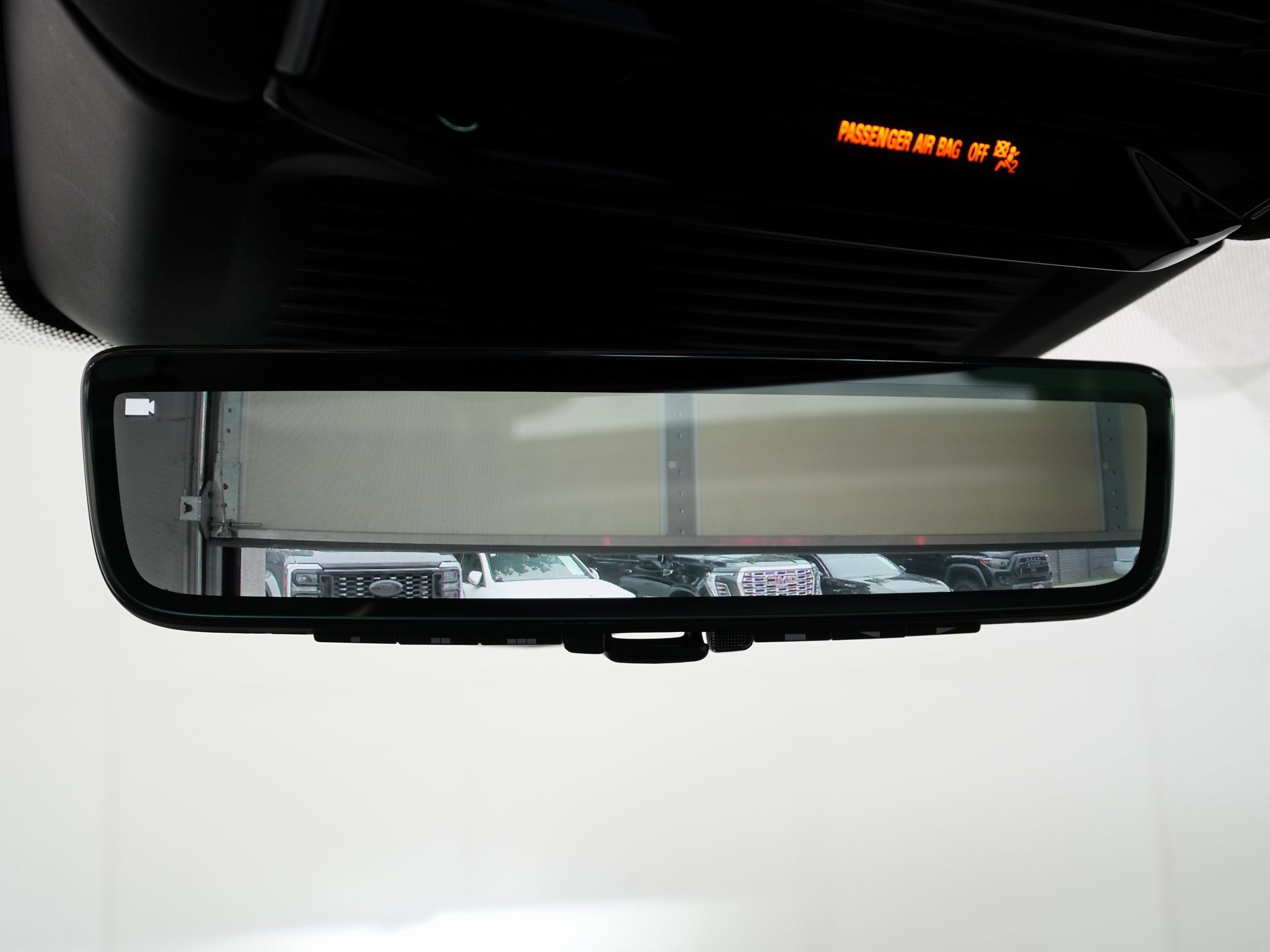 Used 2023 Land Rover Range Rover SE image 23