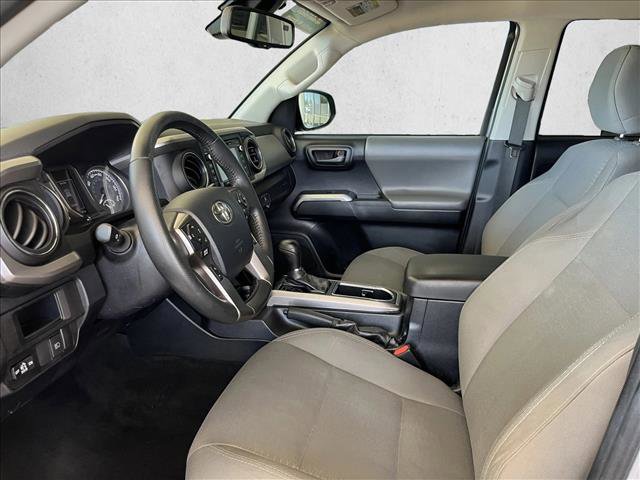 Used 2018 Toyota Tacoma SR5 RWD image 9