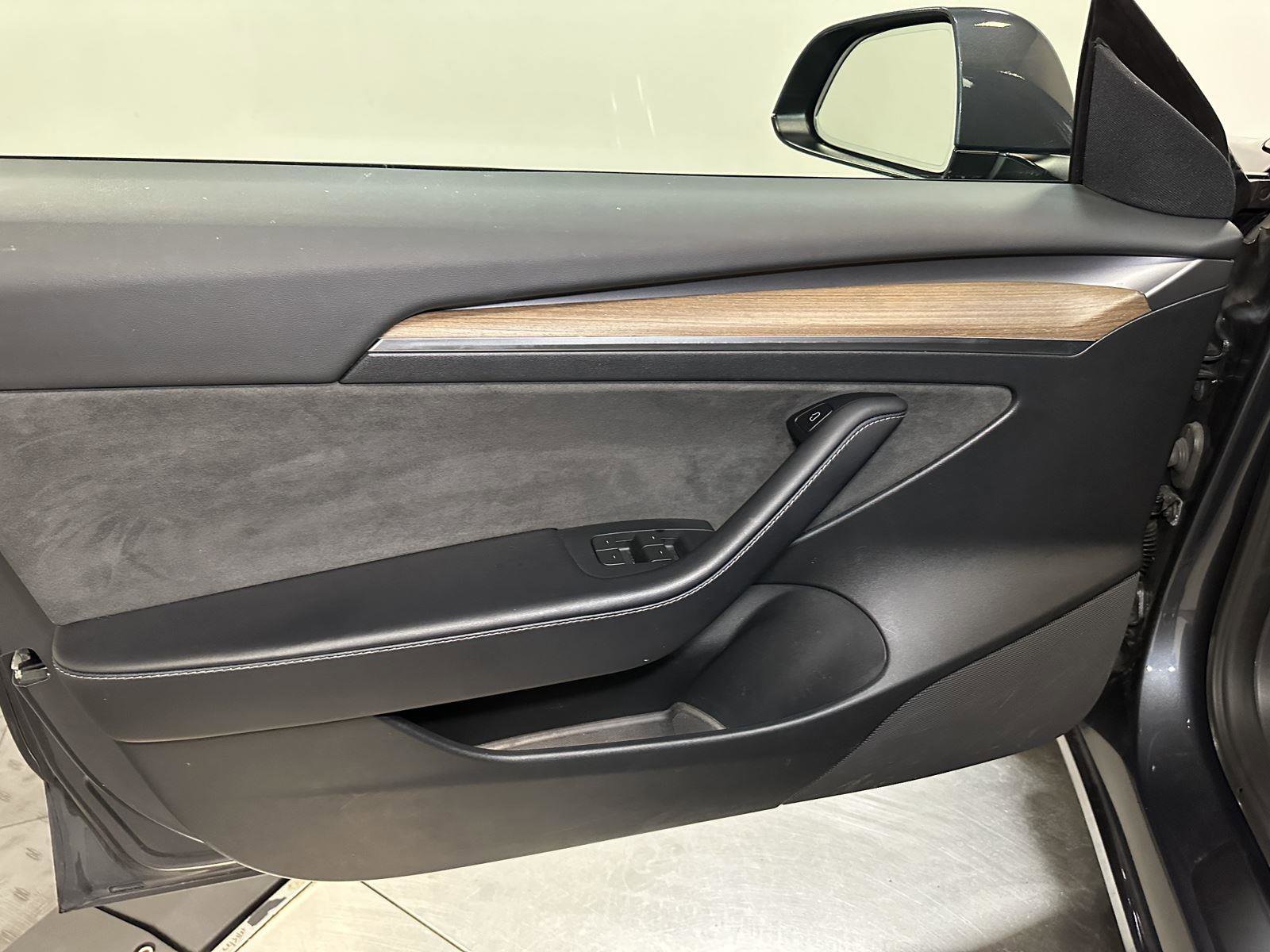 Used 2023 Tesla Model 3 Performance image 20