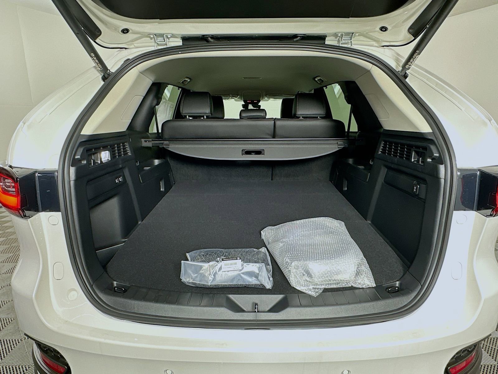 New 2026 MAZDA CX-70 SC Plus image 26