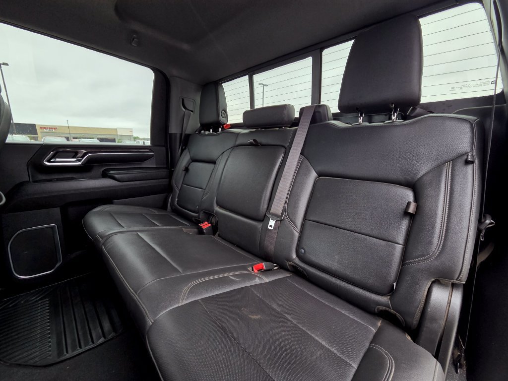 Used 2024 Chevrolet Silverado 2500 LTZ w/ LTZ Convenience Package AWD/4WD image 24