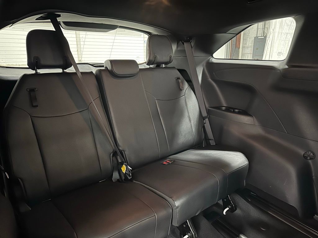 Used 2025 Toyota Sienna XSE image 60