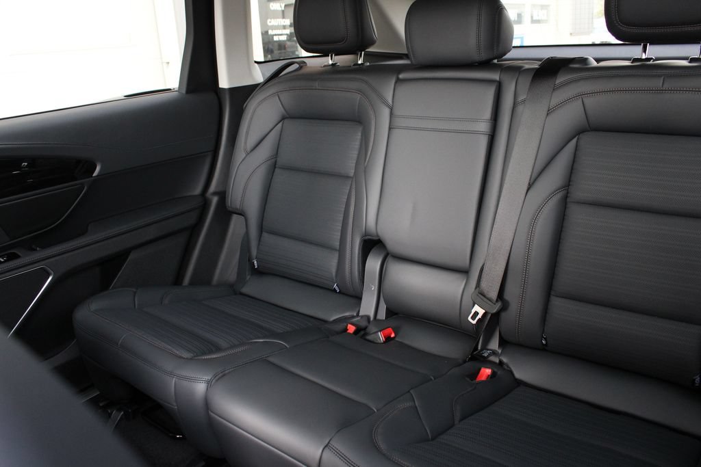 New 2026 Lincoln Nautilus Reserve AWD/4WD image 24