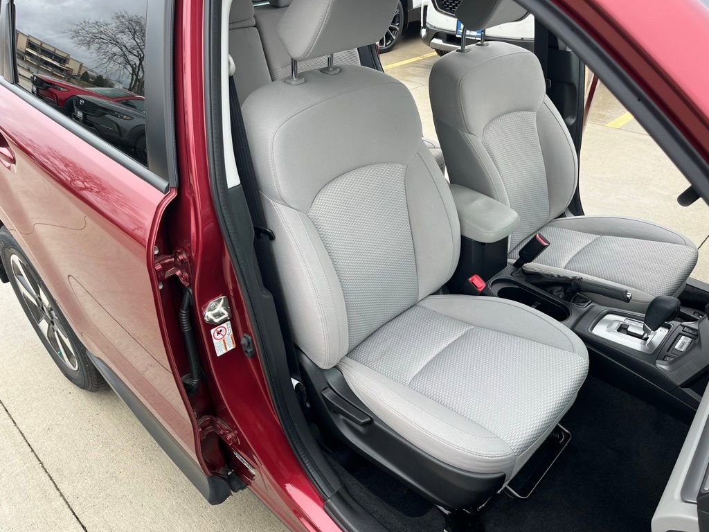 Used 2017 Subaru Forester 2.5i Premium w/ All-Weather Package image 17