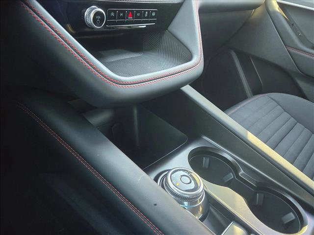 New 2026 Ford Explorer ST-Line w/ ST-Line Street Pack image 14