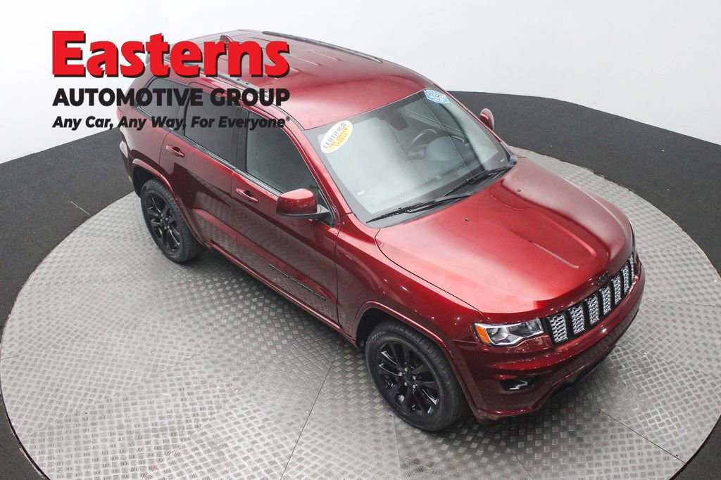 Used 2021 Jeep Grand Cherokee Laredo X image 3