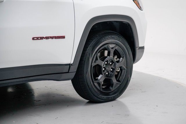 Used 2024 Jeep Compass Trailhawk image 8