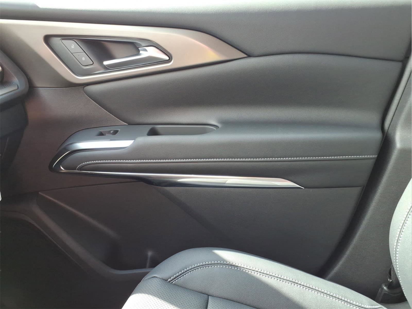 New 2026 Chevrolet Traverse LT image 24