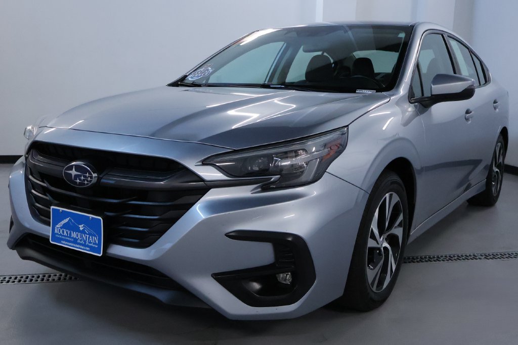Used 2023 Subaru Legacy Premium AWD/4WD image 3