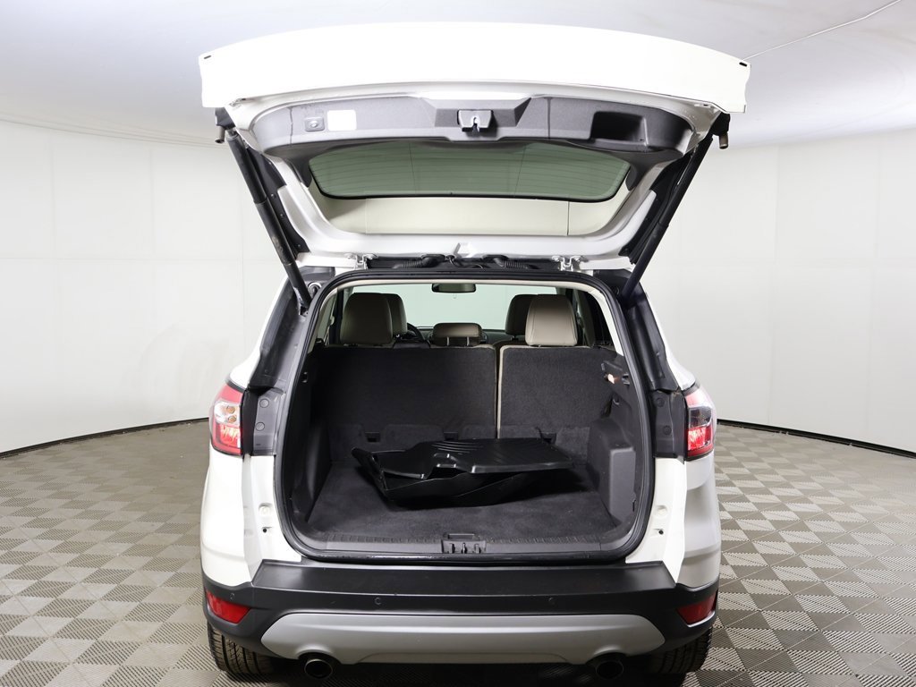 Used 2017 Ford Escape Titanium image 14