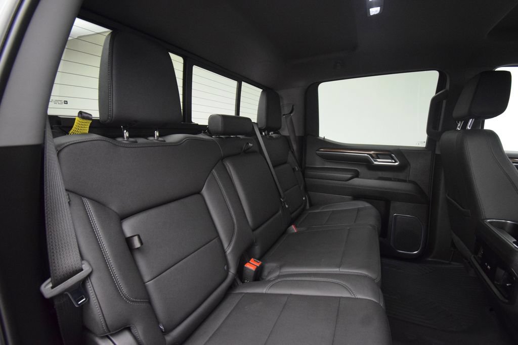 Used 2024 Chevrolet Silverado 1500 LT Trail Boss w/ Convenience Package II AWD/4WD image 23