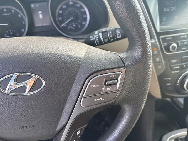 Used 2018 Hyundai Santa Fe SE w/ Cargo Package image 31