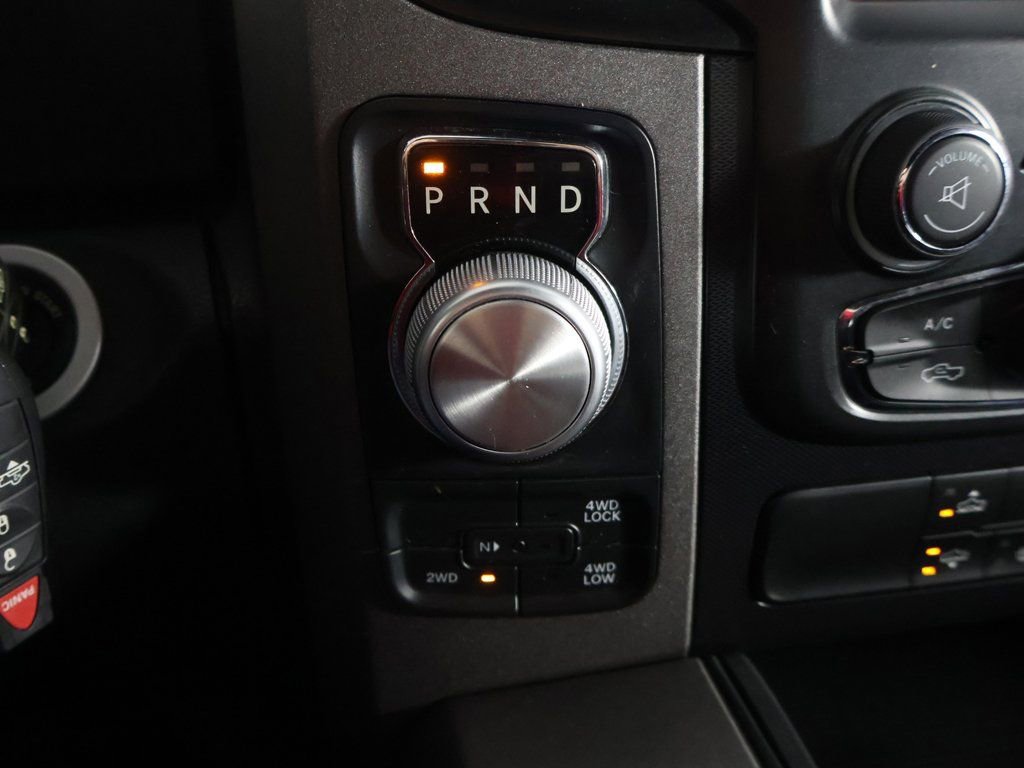 Used 2018 RAM 1500 Rebel image 41