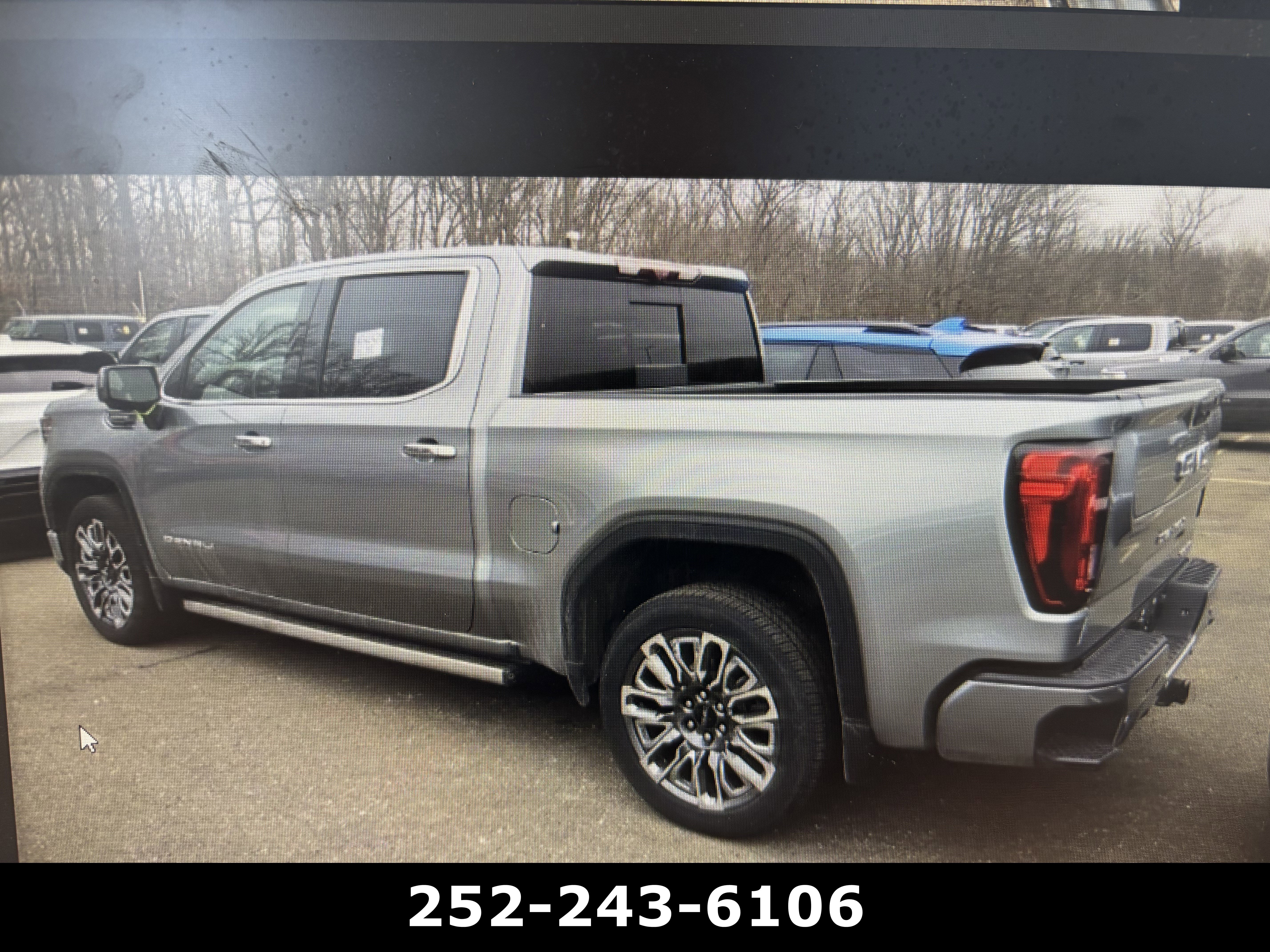 Used 2024 GMC Sierra 1500 Denali Ultimate image 2