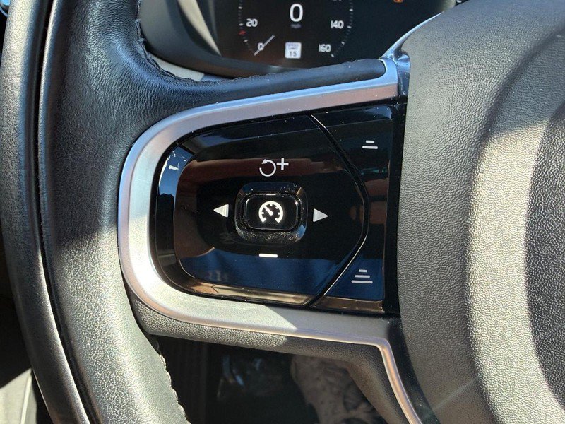 Used 2021 Volvo XC60 T6 Inscription w/ Advanced Package AWD/4WD image 19