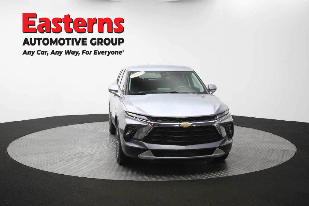 Used 2025 Chevrolet Blazer LT FWD image 56
