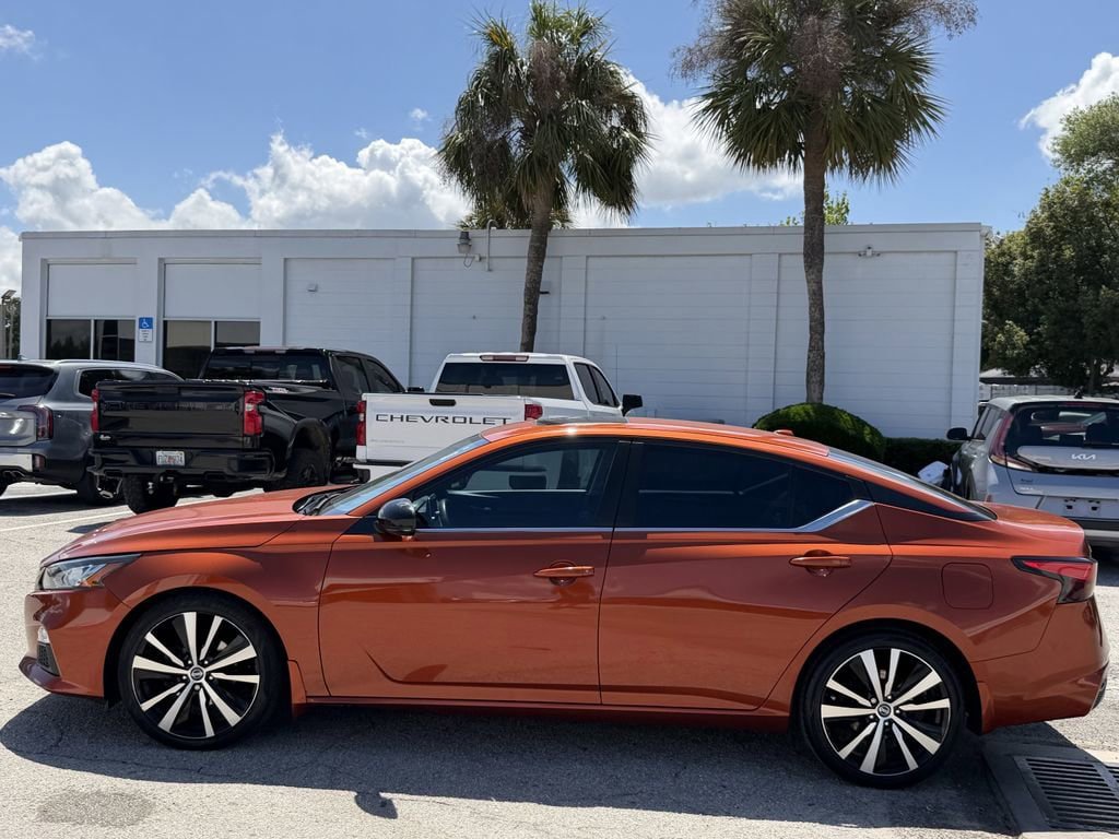 Used 2019 Nissan Altima 2.5 SR w/ SR Premium Package FWD image 8