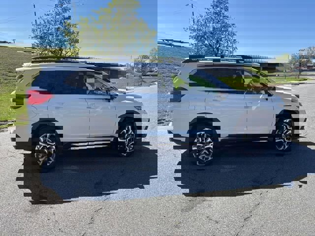 Certified 2025 Subaru Ascent Limited w/ Popular Package #1 image 8