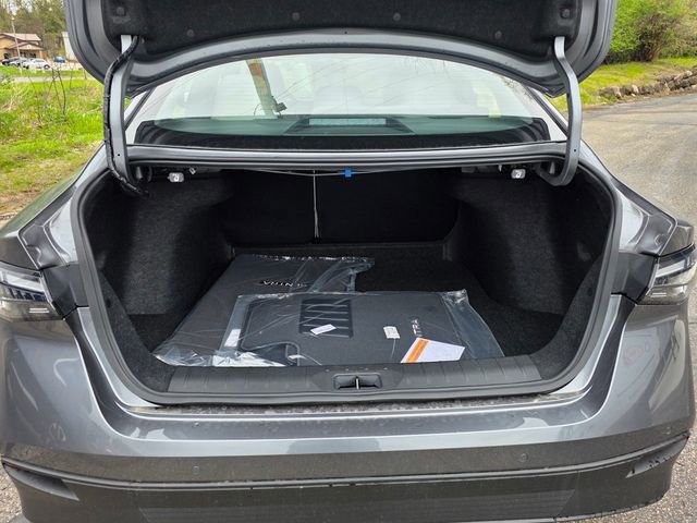 New 2026 Nissan Sentra SL w/ Floor Mat Package FWD image 28