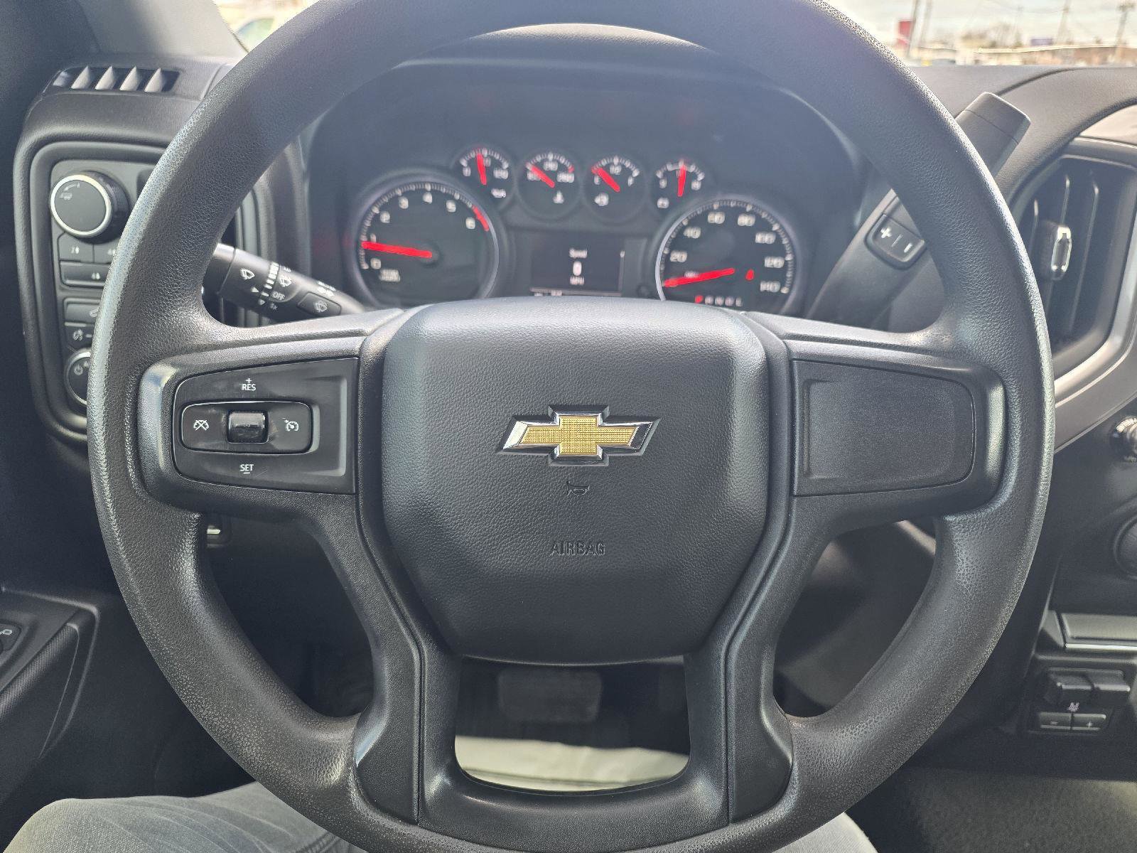 Used 2022 Chevrolet Silverado 2500 Custom w/ Custom Convenience Package image 21