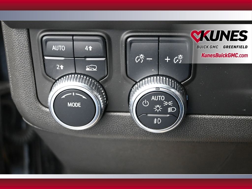 Used 2022 GMC Yukon XL SLT w/ SLT Luxury Package AWD/4WD image 38