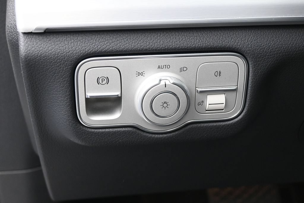 Used 2026 Mercedes-Benz GLE 350 4MATIC image 17