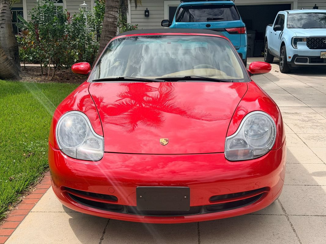 Used 2000 Porsche 911 Carrera 4 AWD/4WD image 2