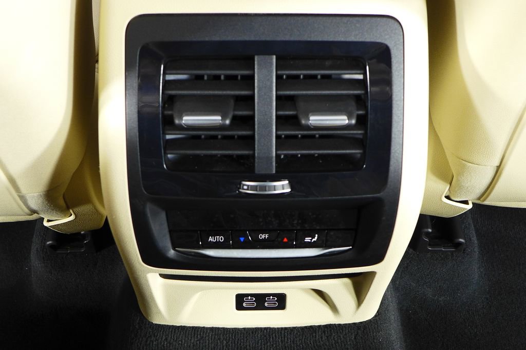 Used 2020 BMW X3 sDrive30i w/ Convenience Package RWD image 25